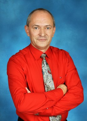 <span>Eric, 61</span> <span style='width: 25px; height: 16px; float: right; background-image: url(/bitmaps/flags_small/DE.PNG)'> </span><br><span>Rathenow, Germania</span> <input type='button' class='joinbtn' style='float: right' value='JOIN NOW' />