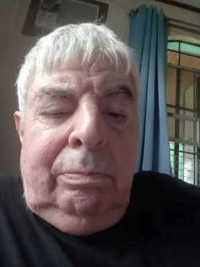 <span>Wolfgang, 77</span> <span style='width: 25px; height: 16px; float: right; background-image: url(/bitmaps/flags_small/PH.PNG)'> </span><br><span>Cavite, Philippinen</span> <input type='button' class='joinbtn' style='float: right' value='JOIN NOW' />