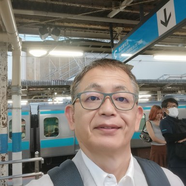 <span>Tak, 56</span> <span style='width: 25px; height: 16px; float: right; background-image: url(/bitmaps/flags_small/JP.PNG)'> </span><br><span>東京, Tōkyō, 日本</span> <input type='button' class='joinbtn' style='float: right' value='JOIN NOW' />