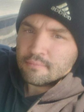 Canadian men looking for love