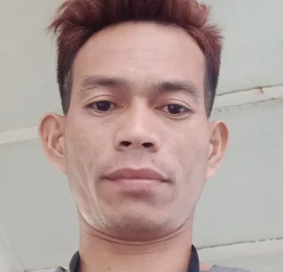 <span>Olin, 35</span>&nbsp;<span style='width: 25px; height: 16px; float: right; background-image: url(/bitmaps/flags_small/PH.PNG)'>&nbsp;</span><br><span>Makati, Philippines</span>&nbsp;<input type='button' class='joinbtn' style='float: right' value='JOIN NOW' />